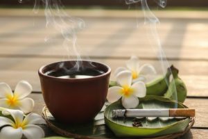 Kopi Rokok dan sesajen