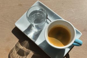 Seni Menyesap Kopi di Bulan Puasa