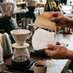 Pilih Kertas Filter V60 Bleach atau Cokelat?